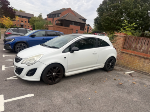 2011 Vauxhall Corsa 1.2i 16v Limited Edition Hatchback 3dr Petrol Manual (a/c) (124 G/km, 84 Bhp) in White — image 3