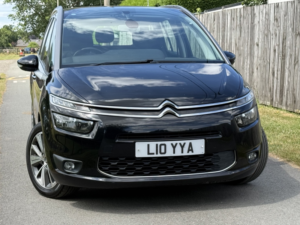 2015 Citroen Grand C4 Picasso 1.6 E-Hdi Exclusive in Black — image 2