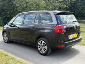 2015 Citroen Grand C4 Picasso 1.6 E-Hdi Exclusive in Black — image 4