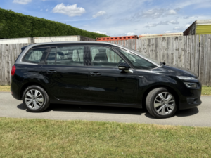 2015 Citroen Grand C4 Picasso 1.6 E-Hdi Exclusive in Black — image 6