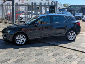 2020 SEAT Leon 1.0 Tsi Evo Se Dynamic in Black — image 6