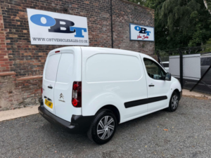 2017 Citroen Berlingo 1.6 Berlingo 625 Enterprise Blue Hdi 5dr in White — image 3