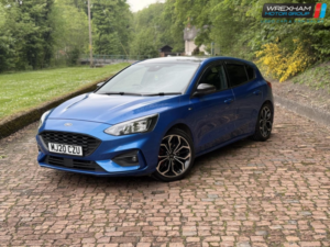 2020 Ford Focus 1.0 T Ecoboost St-Line X in Blue — image 2