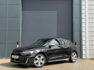 2019 Audi A1 2.0 Tfsi 40 S Line Competition Sportback S Tronic Euro 6 (s/s) 5dr in Black — image 3