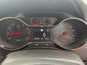 2023 Vauxhall Crossland Ultimate in Grey — image 5