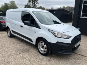 2022 Ford Transit Connect 1.5 Transit Connect Leader Hp Van Lwb 250 L2 1.5l Ecoblue 100ps Fwd 6 Speed Manual in White — image 4