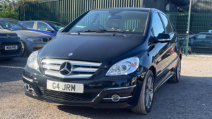 2011 Mercedes-Benz B Class 2.0 B180 Cdi Sport CVT 5dr in Black — image 3