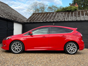 2013 Ford Focus 1.6 Tdci Zetec S Euro 5 (s/s) 5dr in Red — image 5
