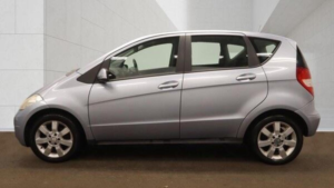 2008 Mercedes-Benz A Class 1.5 A150 Classic Se 5dr in Blue — image 4