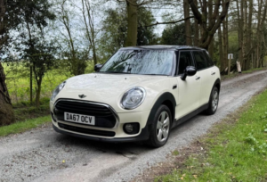 2017 MINI Clubman 1.5 Clubman Cooper in White — image 4
