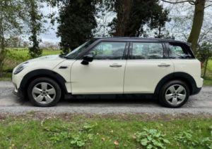 2017 MINI Clubman 1.5 Clubman Cooper in White — image 5