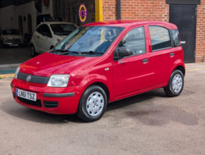 2011 Fiat Panda 1.2 Panda 1.2 Active (euro 5) in Red — image 3
