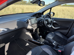 2016 Peugeot 2008 1.2 Puretech Allure in Red — image 2