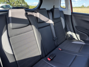 2016 Peugeot 2008 1.2 Puretech Allure in Red — image 4