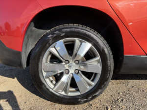 2016 Peugeot 2008 1.2 Puretech Allure in Red — image 5