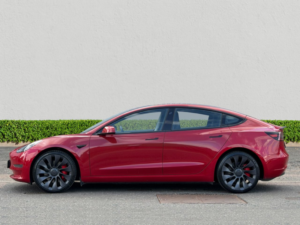 2023 Tesla Model 3 (dual Motor) Performance Saloon 4dr Electric Auto 4wde (performance Upgrade) (449 Bhp) in Red — image 4