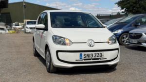 2013 Volkswagen Up! 1.0 Move Up! Euro 5 5dr in White — image 5