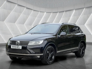 2015 Volkswagen Touareg 3.0 Tdi V6 Bluemotion Tech R-Line Tiptronic 4WD Euro 6 (s/s) 5dr in Black — image 2