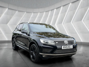 2015 Volkswagen Touareg 3.0 Tdi V6 Bluemotion Tech R-Line Tiptronic 4WD Euro 6 (s/s) 5dr in Black — image 4