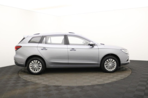 2022 MG Mg5 61.1kwh Exclusive Long Range Estate 5dr Electric Auto (156 Ps) in Silver — image 2