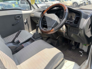1992 Suzuki Carry Wagon Truck Ku 660cc Kei Truck in White — image 4