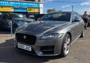 2017 Jaguar Xf
