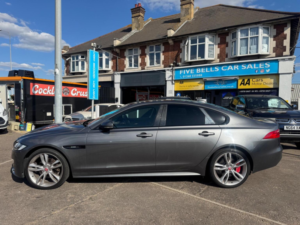 2017 Jaguar Xf 2.0i R-Sport Auto Euro 6 (s/s) 4dr in Grey — image 2
