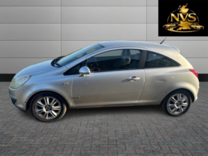 2008 Vauxhall Corsa 1.2 I 16v Design in Silver — image 4