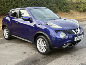 2015 Nissan Juke 1.2 Dig-T Acenta Premium in Blue — image 4