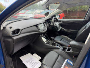 2020 Vauxhall Grandland X 1.2 Turbo Elite Nav in Blue — image 4