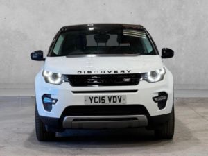 2015 Land Rover Discovery Sport 2.2 Sd4 Hse Luxury Auto 4WD Euro 5 (s/s) 5dr in White — image 2