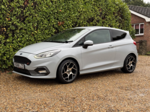 2019 Ford Fiesta 1.5 T Ecoboost St-2 in Silver — image 5