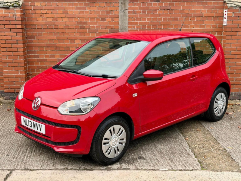 2013 Volkswagen Up! 1.0 Move Up! Euro 5 3dr in Red — image 1