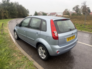 2007 Ford Fiesta 1.4 Zetec Climate in Blue — image 3