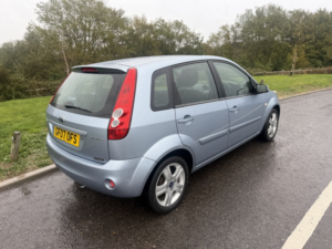 2007 Ford Fiesta 1.4 Zetec Climate in Blue — image 4