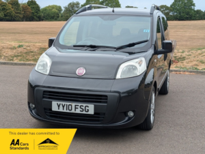 2010 Fiat Qubo Multijet Dynamic Dualogic in Black — image 5