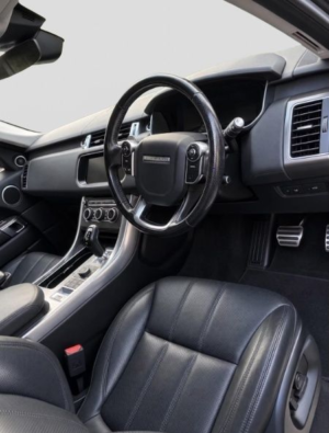 2017 Land Rover Range Rover Sport 3.0 Sd V6 Hse Dynamic SUV 5dr Diesel Auto 4WD Euro 6 (s/s) (306 Ps) in Black — image 5