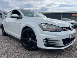 2017 Volkswagen Golf 2.0 Tsi Bluemotion Tech Gti in White — image 3