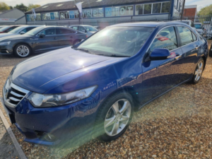 2013 Honda Accord 2.0 I-Vtec Ex Auto Euro 5 4dr in Blue — image 3