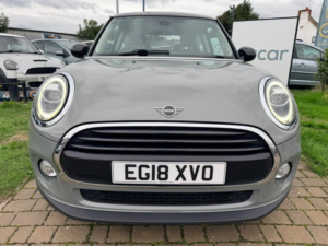2018 MINI Hatch 1.5 Cooper D Euro 6 (s/s) 3dr in Grey — image 5