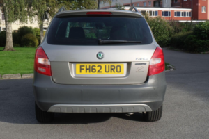 2013 Skoda Fabia 1.6 Tdi Scout Euro 5 5dr in Beige — image 5