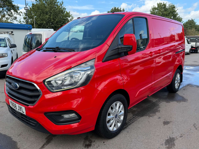 2018 Ford Transit Custom 2.0 280 Ecoblue Limited Panel Van 5dr Diesel Auto L1 H1 Euro 6 (s/s) (170 Ps) in Red — image 1