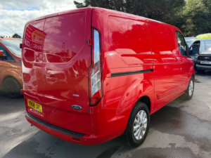 2018 Ford Transit Custom 2.0 280 Ecoblue Limited Panel Van 5dr Diesel Auto L1 H1 Euro 6 (s/s) (170 Ps) in Red — image 6
