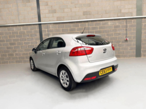 2013 Kia Rio 1.25 1 Euro 5 5dr in Silver — image 4