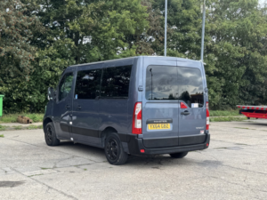 2015 Renault Master 2.3 Fwd Sl28 Dci 125 Quickshift6 Business in Blue — image 4