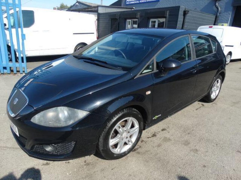 2012 SEAT Leon 1.6 Tdi Ecomotive Cr S Copa Euro 5 (s/s) 5dr in Black — image 1