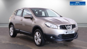 2012 Nissan Qashqai 1.6 Acenta 2WD Euro 5 (s/s) 5dr in Beige — image 2
