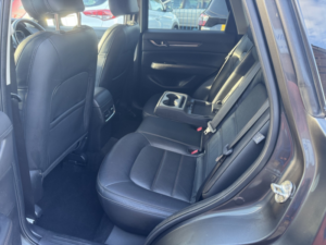 2018 Mazda Cx-5 2.2 Skyactiv-D Sport Nav in Grey — image 5