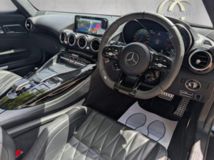 2021 Mercedes-Benz Amg Gt 4.0 V8 Biturbo Night Edition Roadster Spds Dct Euro 6 (s/s) 2dr in Black — image 3
