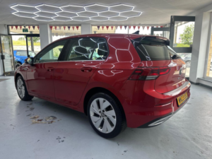 2023 Volkswagen Golf 2.0 Tdi Style DSG Euro 6 (s/s) 5dr in Red — image 2